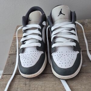 Nike Kids White and Black Sneakers
